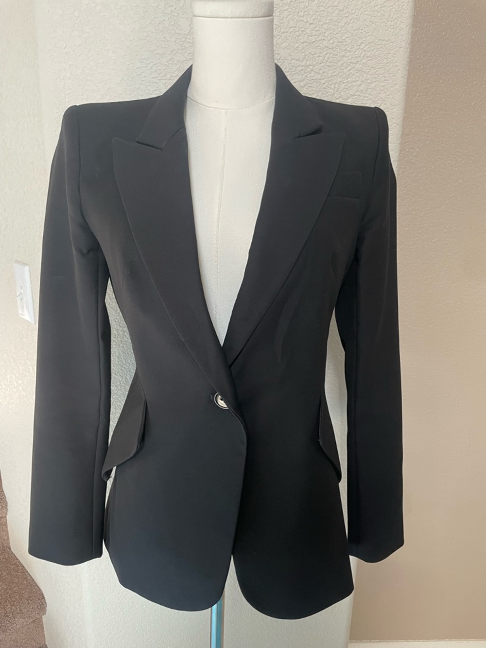 WHBM Editor Black Blazer Structured One-Button Size 0 - Picture 3 of 11
